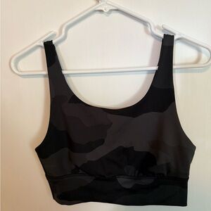 Aerie offline Black and Gray Camouflage Sports Bra